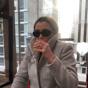 Meet your Posher, Chloe